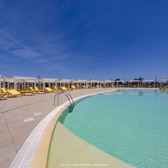 6-resort_casale-milocca_pool